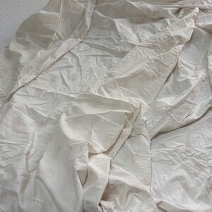 Rachel Ashwell Shabby Chic king size Sheet - Elegant pink Pattern - used